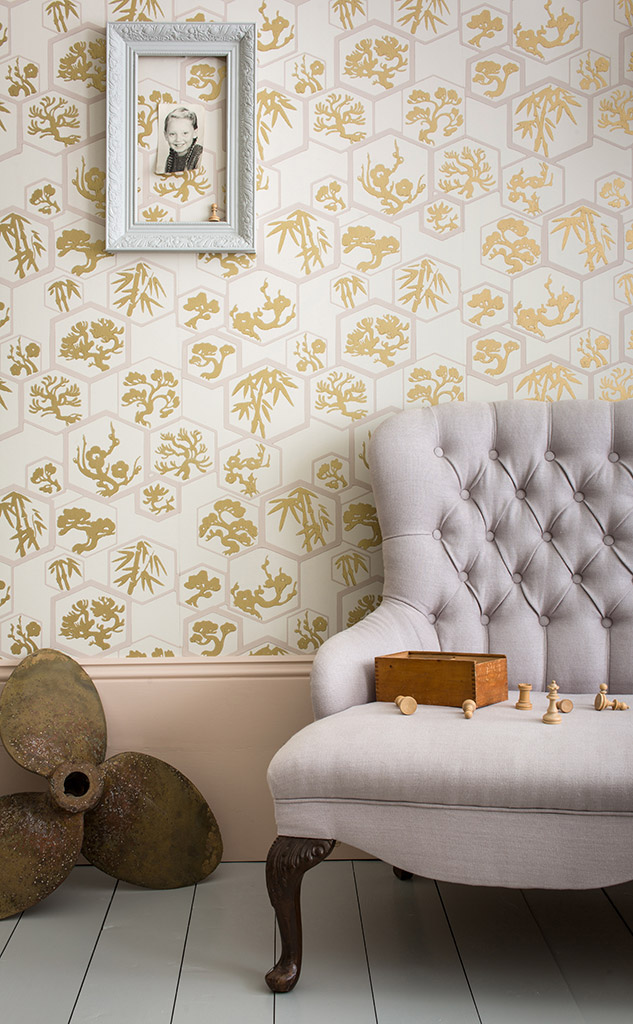 winter Bereiken Lam Farrow & Ball Wallpaper - INTERFURN